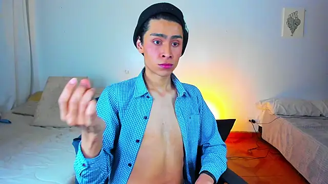 steve  gray online show from March 22, 2025, 6:58 pm