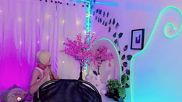 Irina milkmaid online show from March 19, 2026, 7:29 pm