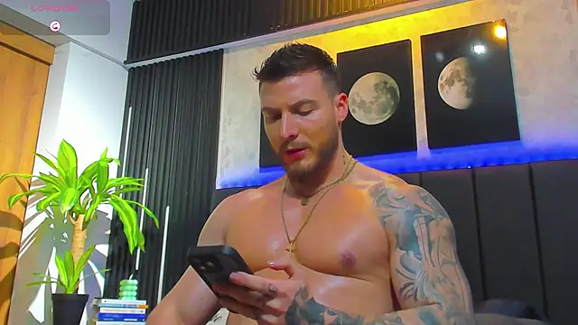 Snapshot of David_blake_ chatting on March 20, 2025, 9:48 am David blake online show from March 20, 2025, 9:48 am