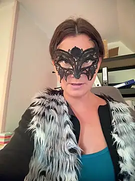 Loveblackzilla online show from February 28, 2026, 4:08 pm