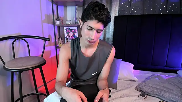 NovaaWheler online show from October 24, 2025, 7:10 pm