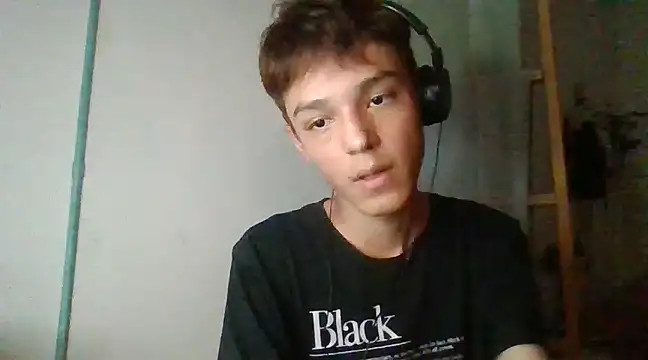 ChavoOT online show from February 4, 2025, 8:46 am