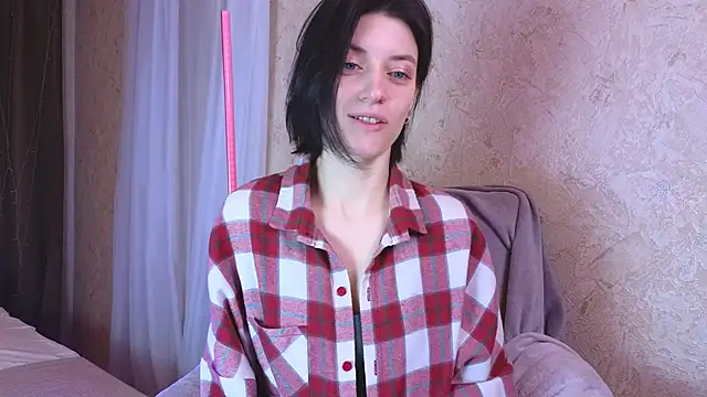 roxy riot  online show from February 25, 2025, 1:30 am