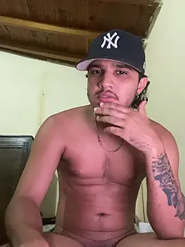 Snapshot of daniel6916 chatting on February 12, 2025, 12:16 am daniel6916 online show from February 12, 2025, 12:16 am