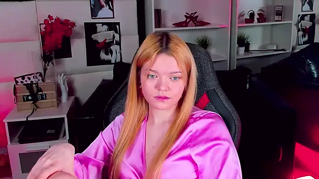 AdeleCartier online show from February 28, 2025, 3:48 am