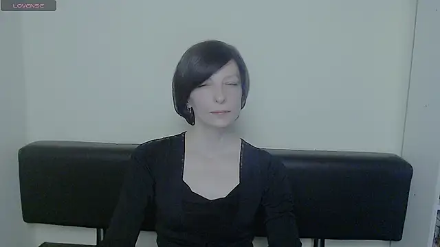  AngeliaFlow  online show from February 21, 2025, 10:39 am