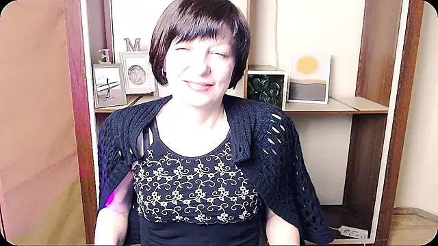  AngeliaFlow  online show from April 8, 2026, 8:25 am