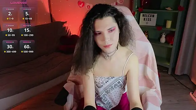 DamienLake online show from February 16, 2026, 8:38 pm