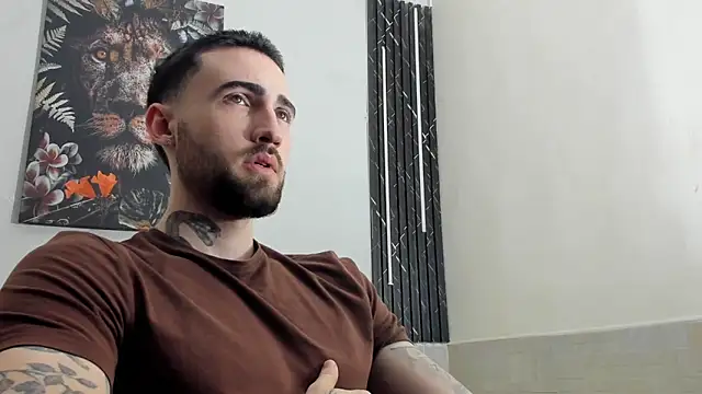 Luke davis01 online show from March 4, 2025, 1:17 pm