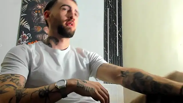 Luke davis01 online show from March 19, 2025, 1:29 pm