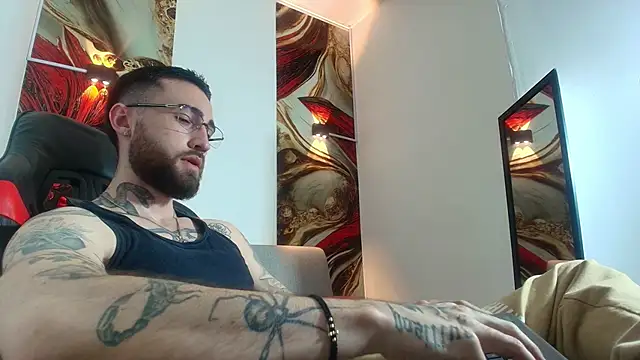 Luke davis01 online show from September 13, 2025, 1:00 pm