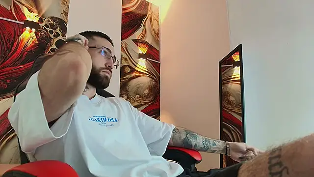 Luke davis01 online show from October 11, 2025, 12:47 pm