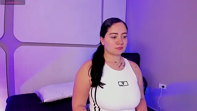 Snapshot of Morgan_Wright chatting on May 6, 2026, 8:14 pm Morgan Wright online show from May 6, 2026, 8:14 pm