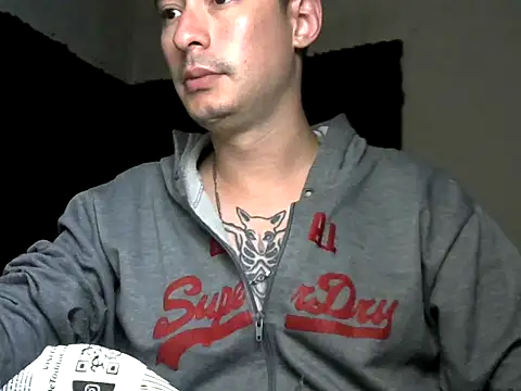 vampireathome online show from September 16, 2025, 4:13 am