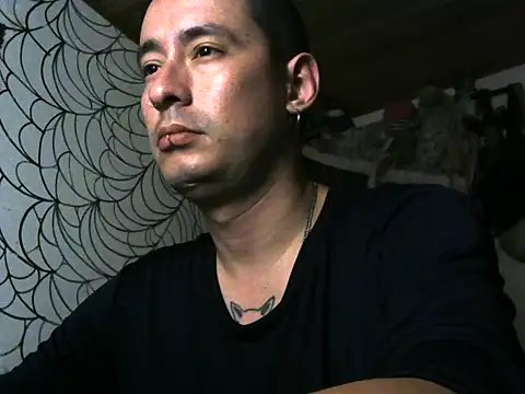 vampireathome online show from May 14, 2026, 5:03 am