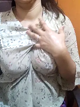 Your cutiepie  online show from March 2, 2025, 6:30 pm