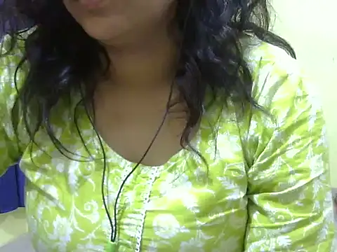 Your cutiepie  online show from November 30, 2025, 6:34 pm