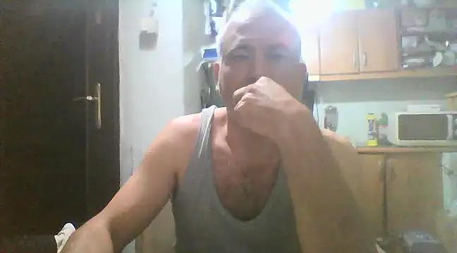 Snapshot of murat7888 chatting on February 17, 2025, 7:04 am murat7888 online show from February 17, 2025, 7:04 am