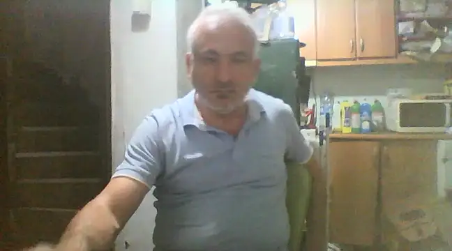 Snapshot of murat7888 chatting on March 17, 2025, 11:00 am murat7888 online show from March 17, 2025, 11:00 am