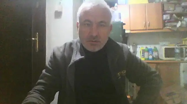 Snapshot of murat7888 chatting on March 18, 2025, 3:53 am murat7888 online show from March 18, 2025, 3:53 am