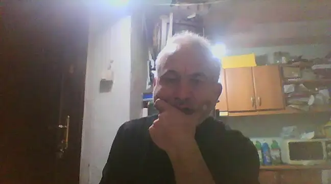 Snapshot of murat7888 chatting on March 19, 2025, 10:00 am murat7888 online show from March 19, 2025, 10:00 am