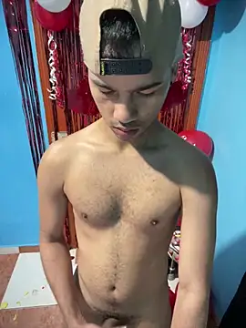 Snapshot of Twink_X chatting on February 15, 2025, 5:30 am Twink X online show from February 15, 2025, 5:30 am