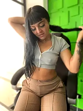 Dulce  Boyd online show from November 6, 2025, 1:34 pm