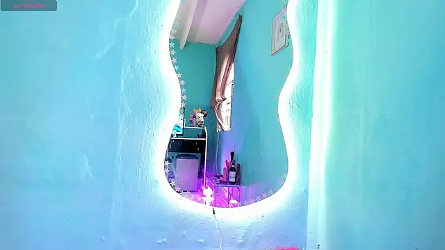 Abbiee 8 online show from March 14, 2025, 4:09 pm