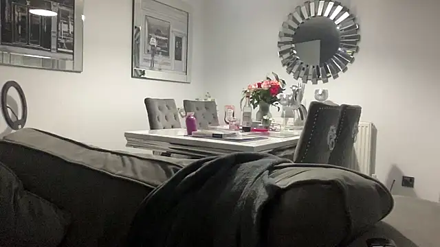 GemaJBusty online show from February 18, 2025, 9:53 pm