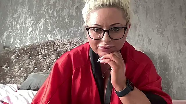 GemaJBusty online show from March 3, 2025, 1:09 pm