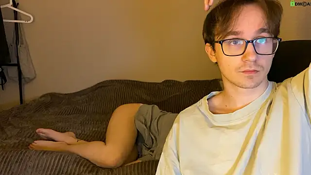 Snapshot of Sabrinaanddaniel chatting on February 25, 2026, 9:35 pm Sabrinaanddaniel online show from February 25, 2026, 9:35 pm