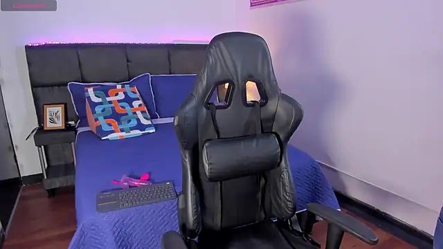 Aiiden 15 online show from December 4, 2025, 12:58 pm