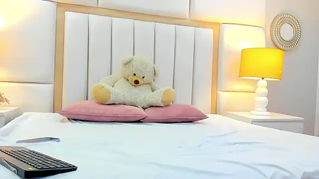 ArianaFranco online show from March 10, 2025, 12:37 pm