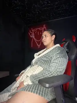 Carola-Ross online show from March 21, 2025, 5:32 am