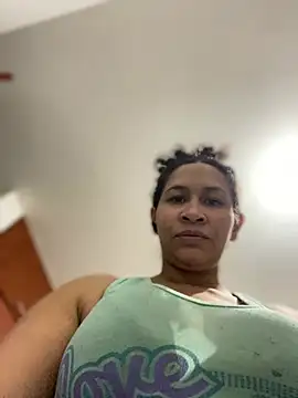 Carola-Ross online show from February 25, 2026, 5:11 pm