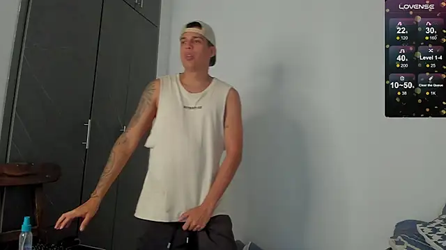 Snapshot of hugosan12 chatting on March 11, 2025, 9:04 pm hugosan12 online show from March 11, 2025, 9:04 pm