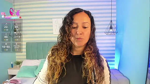 abby apple online show from February 27, 2026, 1:55 pm