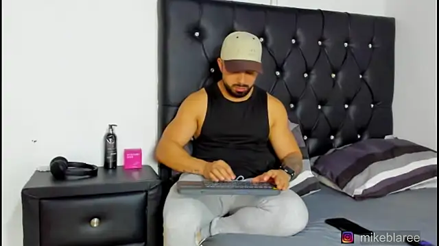 mikeblaree online show from February 12, 2026, 7:09 pm