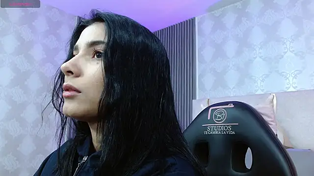 Snapshot of Gaby_tay1 chatting on October 6, 2025, 3:15 am Gaby tay1 online show from October 6, 2025, 3:15 am