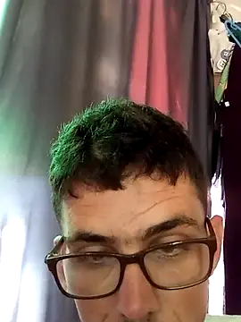 Snapshot of Invisibledickman chatting on February 5, 2026, 7:57 am Invisibledickman online show from February 5, 2026, 7:57 am