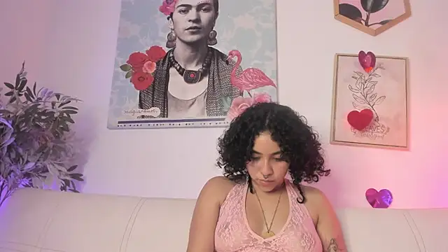 Dhalila  online show from February 25, 2025, 7:42 am