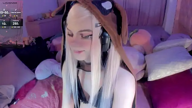 Angelica Reborn online show from December 14, 2025, 12:49 am