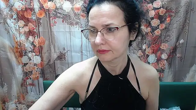 Miroslava Happi online show from July 12, 2026, 5:42 am