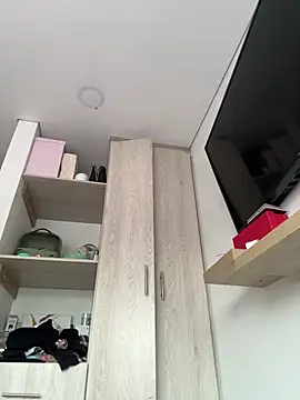 KarolVega- online show from February 12, 2025, 4:11 pm