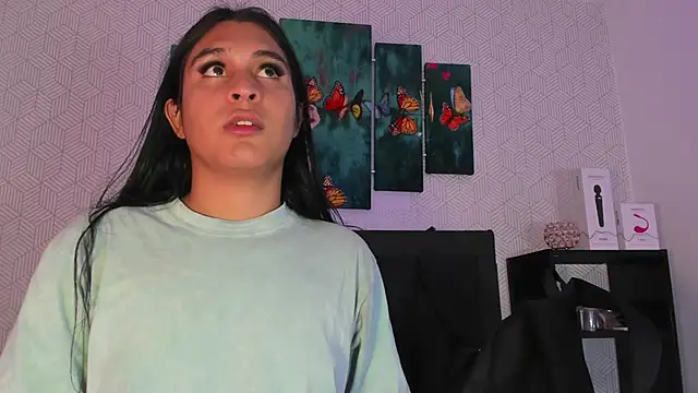 Selena fox7 online show from October 19, 2025, 4:02 am