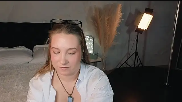 Snapshot of Saint_Vicious chatting on October 9, 2025, 8:29 pm Saint Vicious online show from October 9, 2025, 8:29 pm