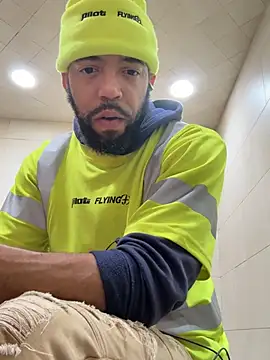 Snapshot of SIXKING7410 chatting on February 7, 2026, 7:34 am SIXKING7410 online show from February 7, 2026, 7:34 am