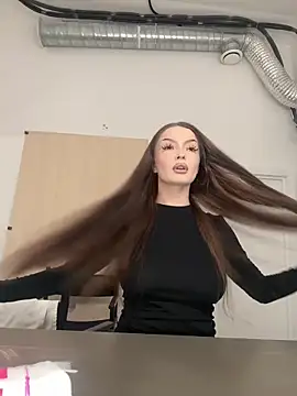 AlexaBright online show from October 19, 2025, 3:45 pm