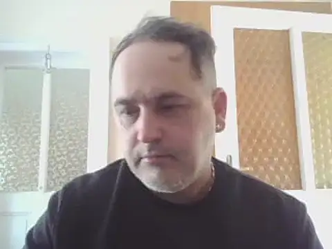 Snapshot of Szolga10 chatting on March 9, 2025, 11:03 am Szolga10 online show from March 9, 2025, 11:03 am