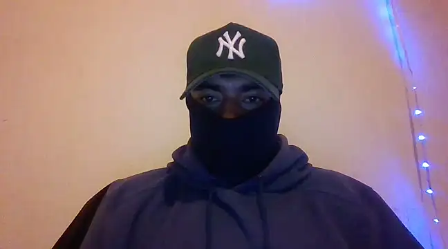 Snapshot of el_muchacho16 chatting on February 27, 2025, 7:55 am el muchacho16 online show from February 27, 2025, 7:55 am